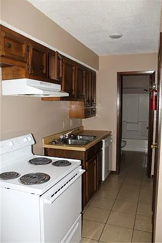 1 bed, 1.0 bath, 600 sqft, $700 — Photo 3
