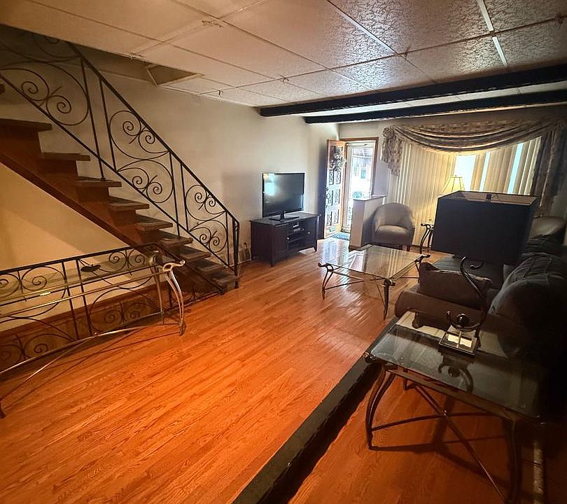 1st image of 2642 S Iseminger St