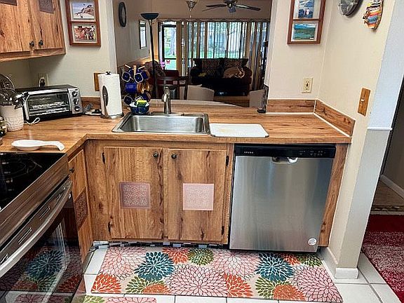 4th image of 2241 SW 15th St APT 203