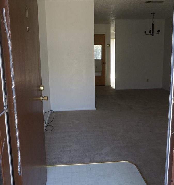 003_Front Entry _02082022