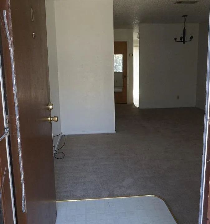 003_Front Entry _02082022