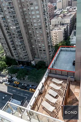 Rented by Bond New York | media 9