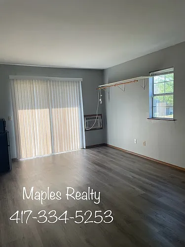 28 Fall Creek Dr #4A Photo 1 28 Fall Creek Dr #4A Photo 1