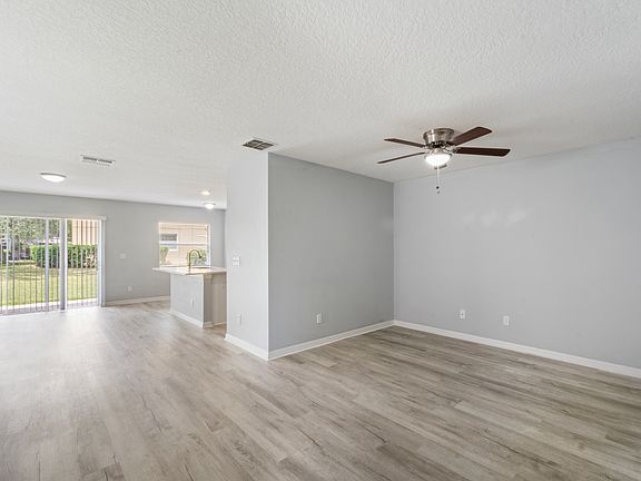 4th image of 13430 Southmeadow Dr