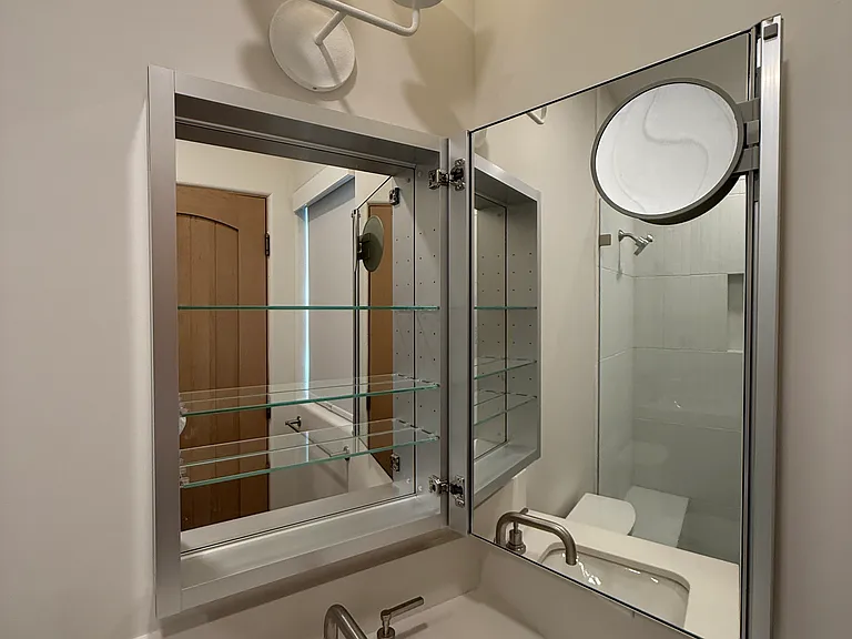 301 W Comstock Ave #2 — Photo 37