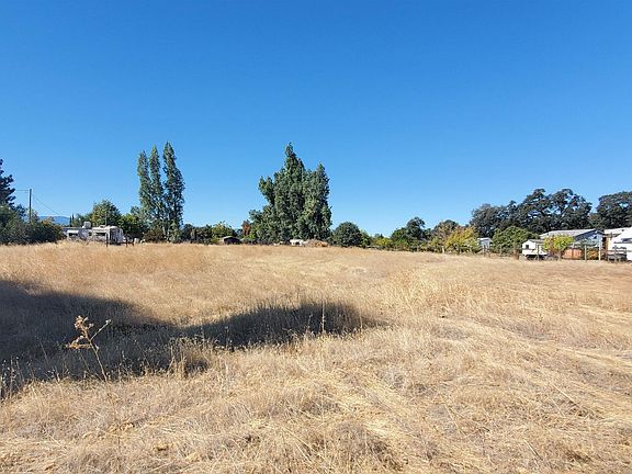 4th image of 7557 Skyline Way
