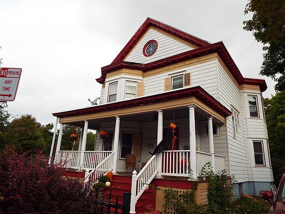 2nd image of 27 Ulster Ave