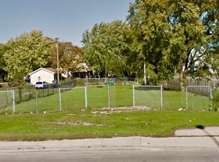 569 E Cass St, Joliet, IL 60432