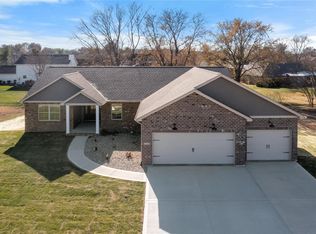 3728 Osprey Ct, Shiloh, IL 62221