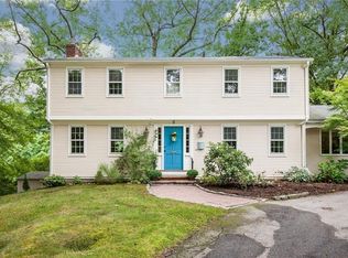 5 Twin Pond Rd, East Greenwich, RI 02818