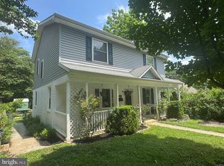 910 Wade Ave, Rockville, MD 20851