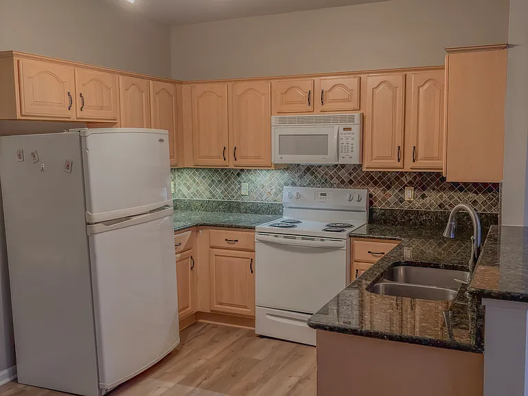 43127 Strand Dr — Photo 5