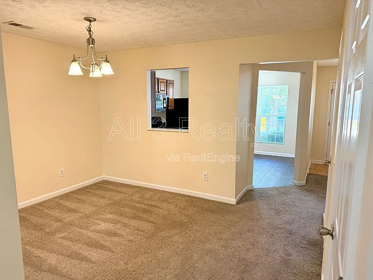 1863 Grove Way — Photo 12