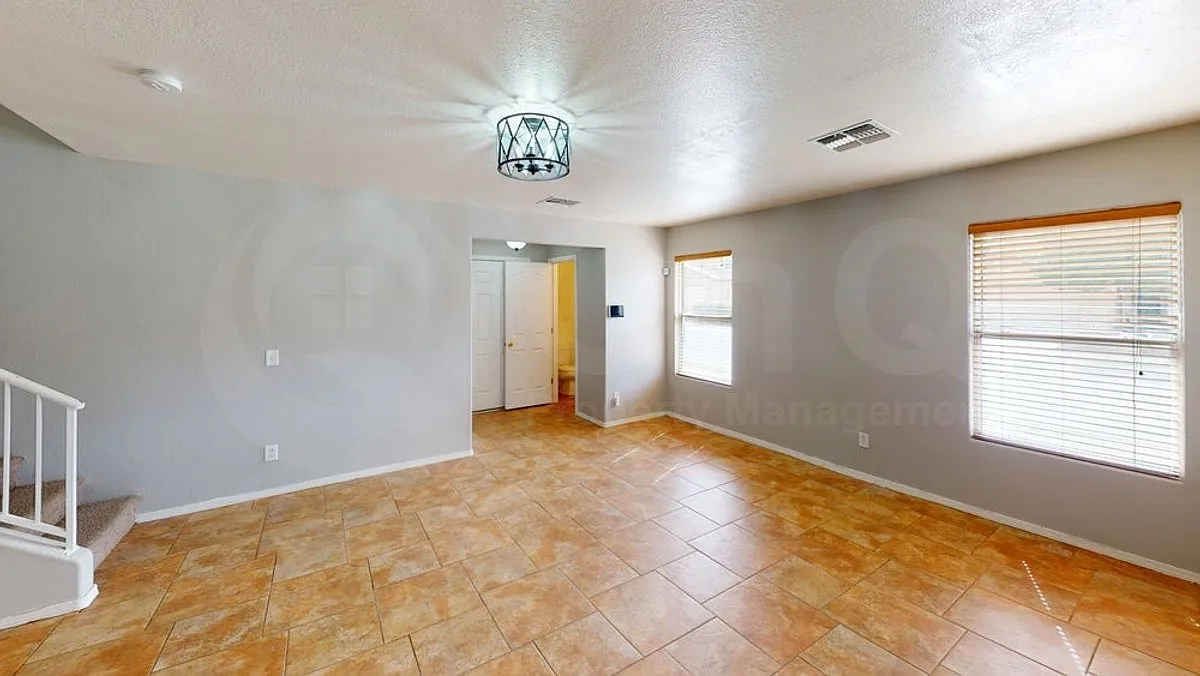 3 bed, 3.0 bath, 1857 sqft, $1,825 — Photo 3