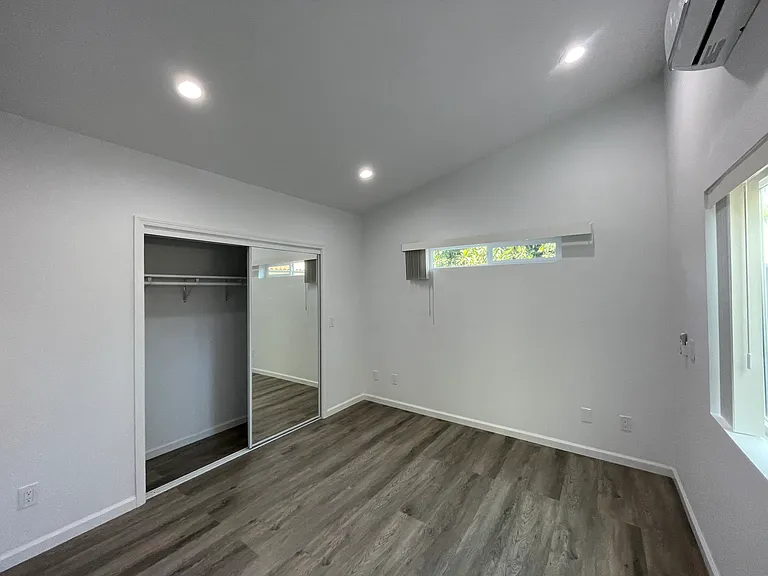 350 Hanson Ave #2 — Photo 12