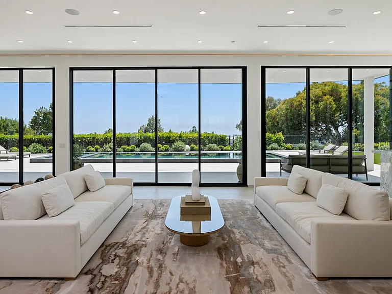 365 Trousdale Pl — Photo 13