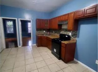 533 13th Ave #2B, Newark, NJ 07103