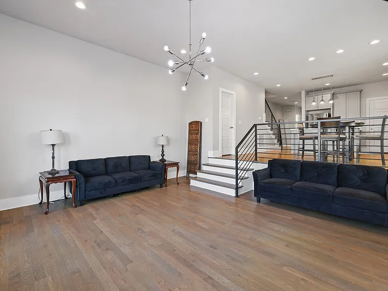 523B Weakley Ave — Photo 5