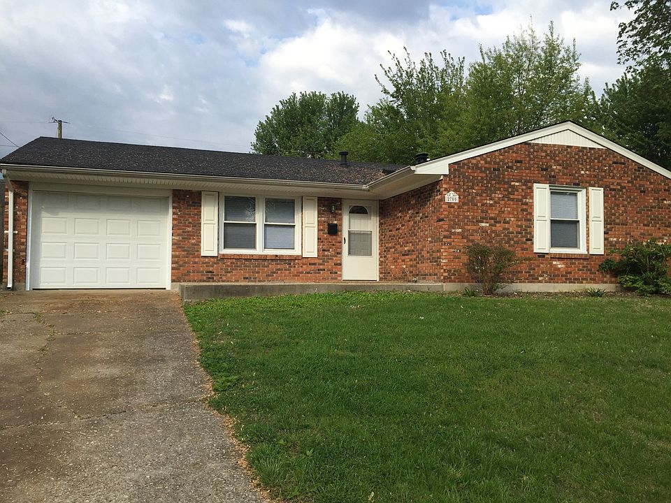 1st image of 2700 Redford Dr