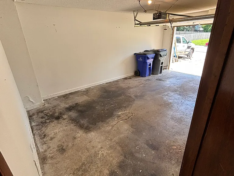 917 N Sunset Dr — Photo 12