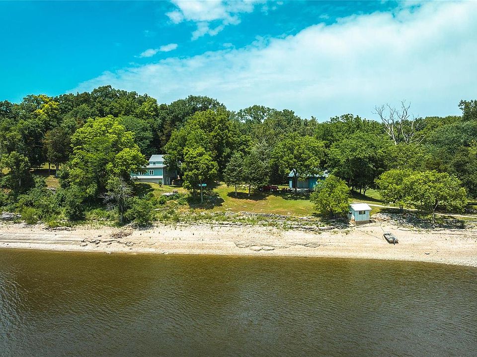 1 Golden Eagle Ferry Rd, Golden Eagle, IL 62036 Zillow