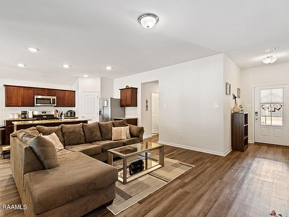 4th image of 226 Antigua Cir