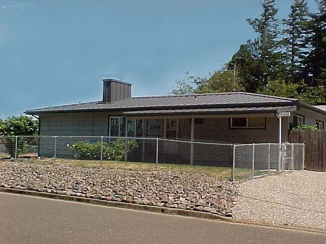1st image of 2898 Alderwood St