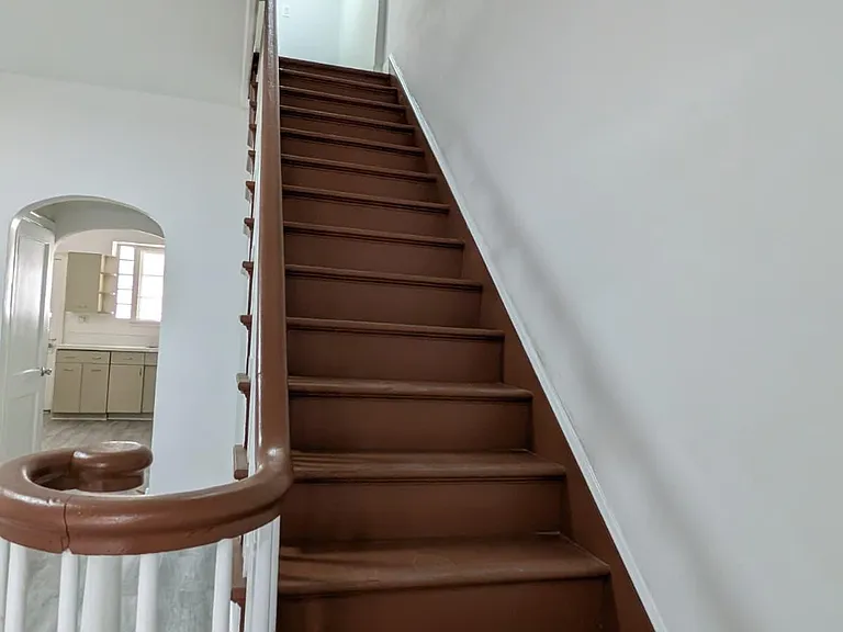 307 W Centre St — Photo 14
