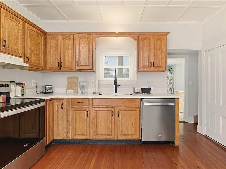 22 Summer St #1 — Photo 8