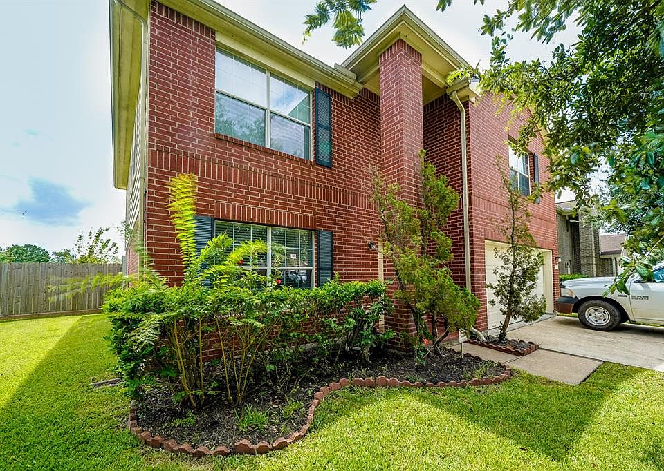 1st image of 4811 Mountain Timber Dr