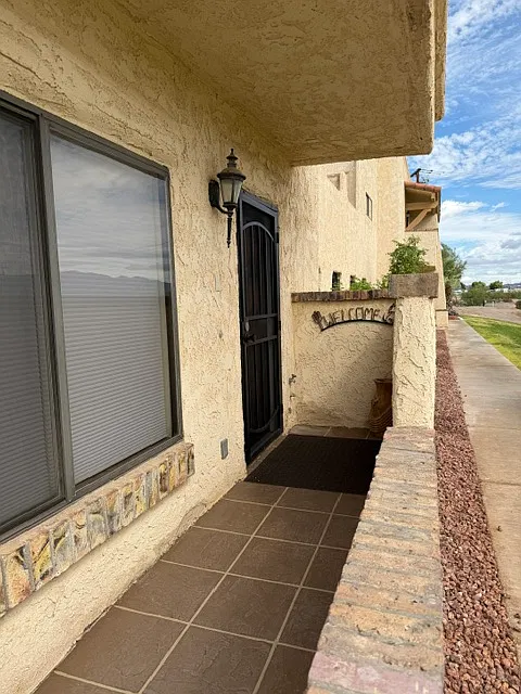 2 bed, 2.0 bath, $2,300 — Photo 4