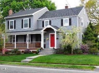 81 Wakelee Ave, Stratford, CT 06614