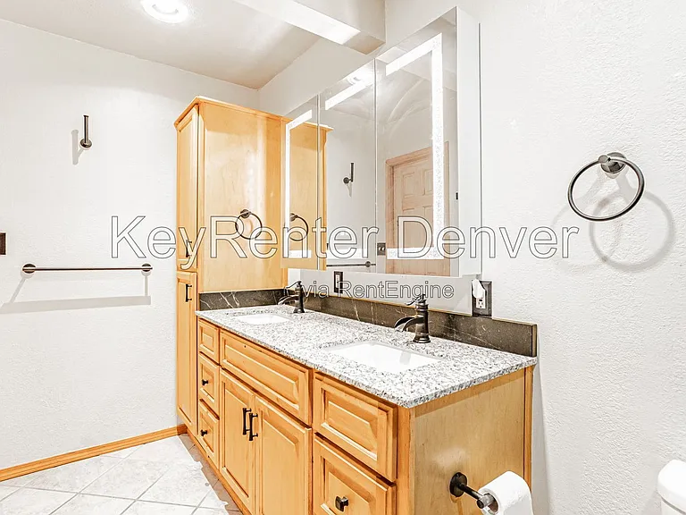 4423 S Elati St — Photo 16