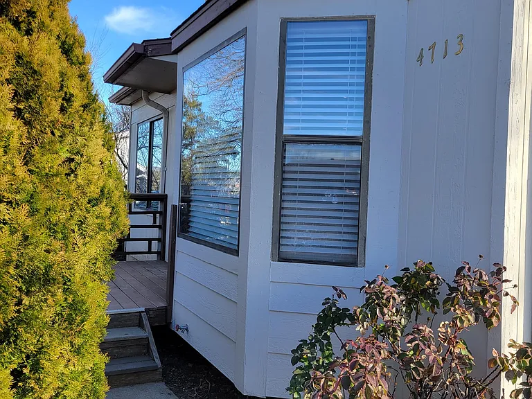 4713 N Harlequin Dr — Photo 2