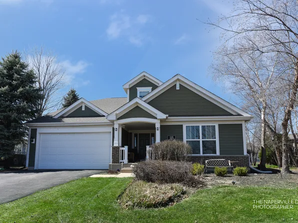115 Clover Dr, Sugar Grove, IL 60554