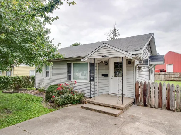 115 Marion St, Jerseyville, IL 62052