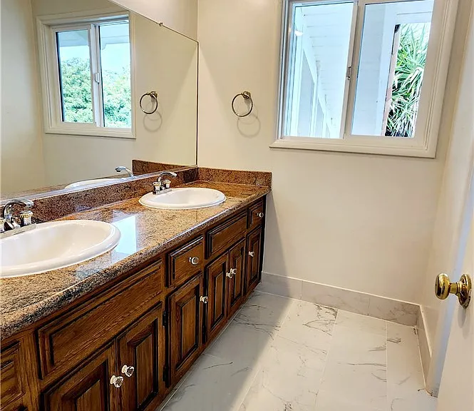 6327 Sattes Dr — Photo 31