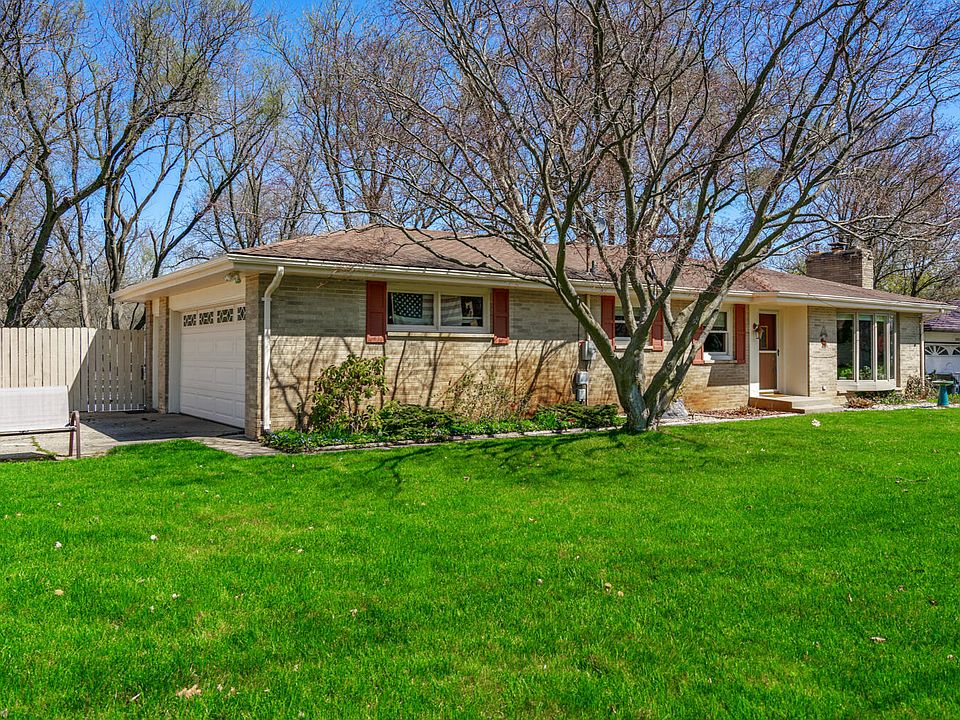 2001 Helen Ave, Portage, MI 49002 | Zillow