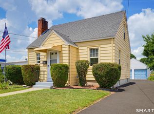 417 Hartford Road, Manchester, CT 06040