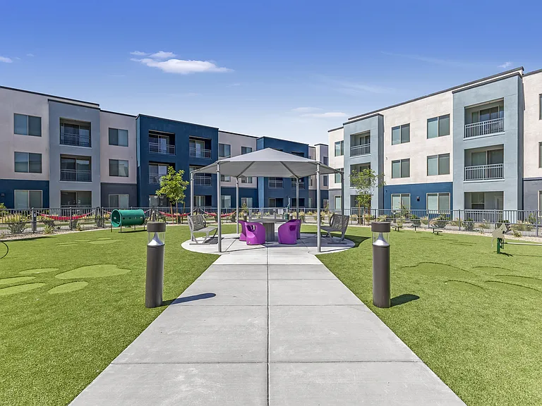 Elysian at Skye Canyon — Photo 52
