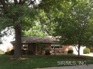 5516 Ladue Dr, Godfrey, IL