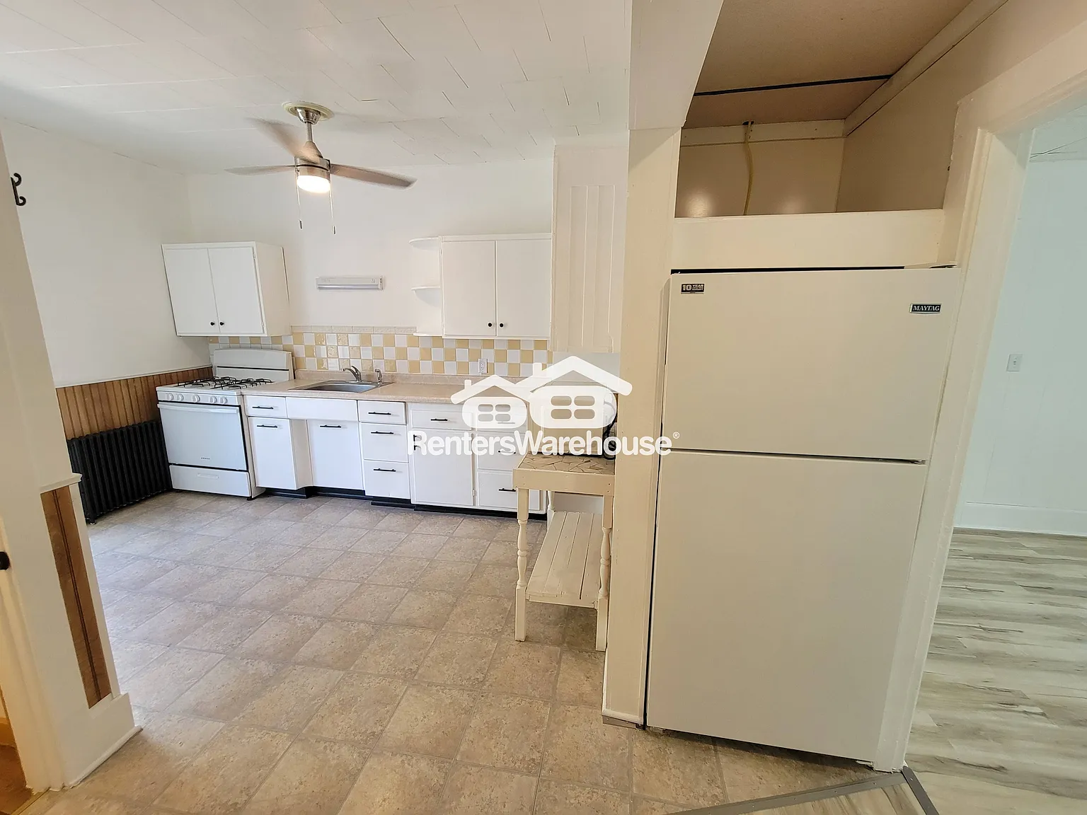 1 Bedroom 1 Bath Apt With 1 Stall Detached Garage In Owatonna Available now — Photo 4