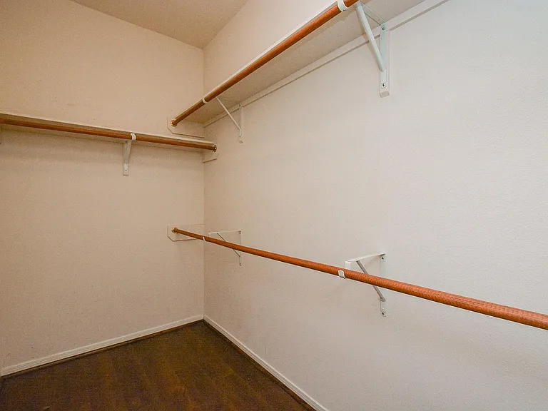 15506 Hickory Dale St — Photo 23