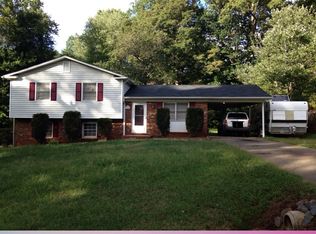 214 Misty Ct, King, NC 27021