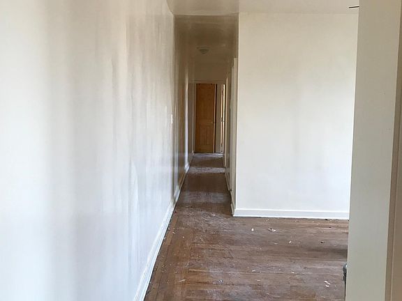 2nd image of 4050 Locust Hill Ave #2I
