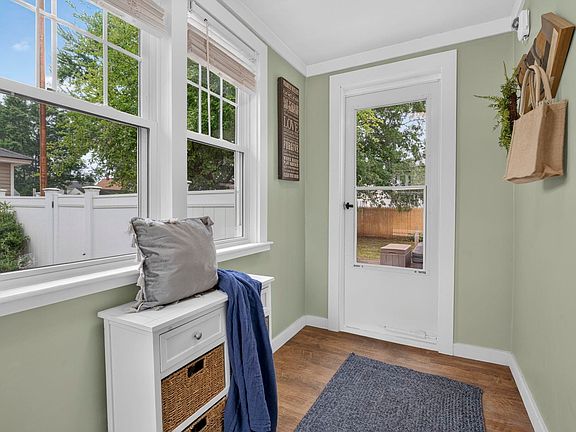 4th image of 282 Jewett Street