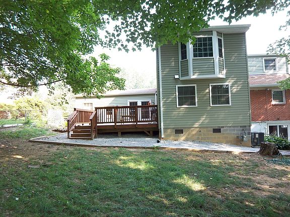 Exterior - Rear