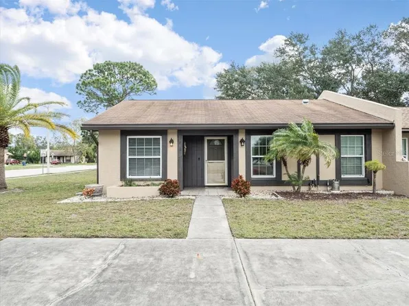 9991 88th Way, Seminole, FL 33777