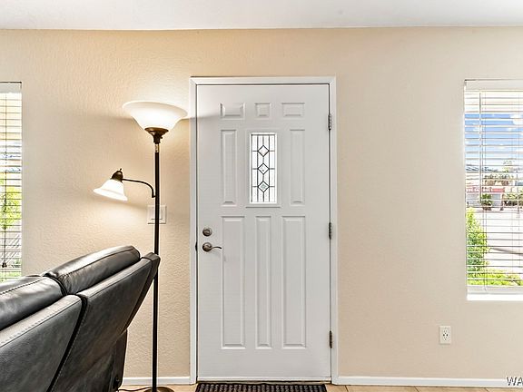 4th image of 1800 Clubhouse Drive #106