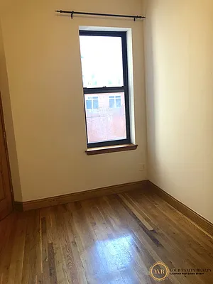 Rented by Your Vanity Realty | media 8